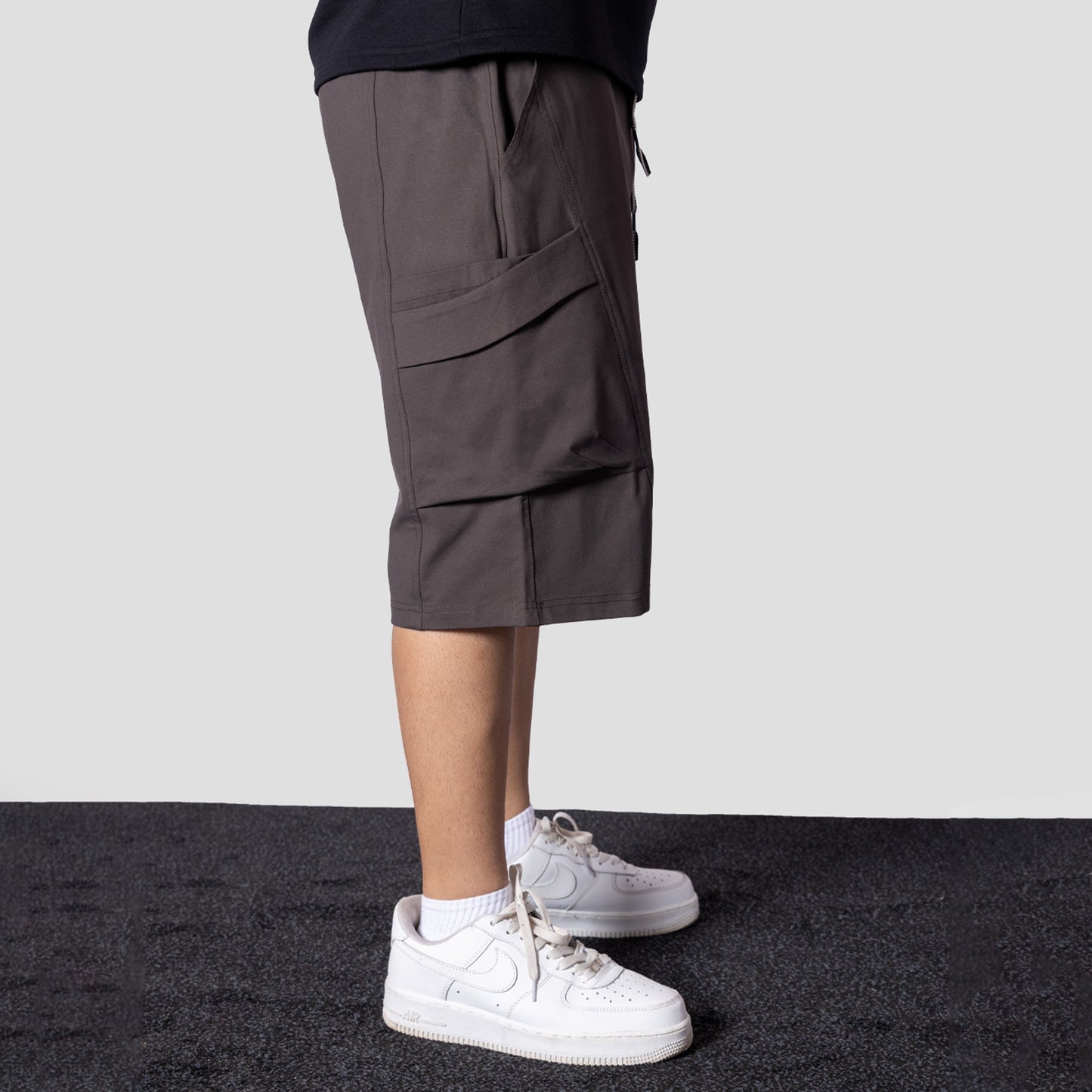 CARBON CARPENTER POCKET OVERSIZED SHORTS