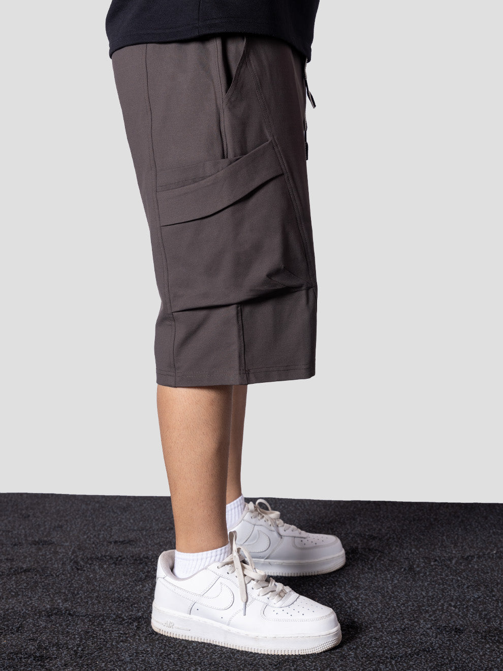 CARBON CARPENTER POCKET OVERSIZED SHORTS