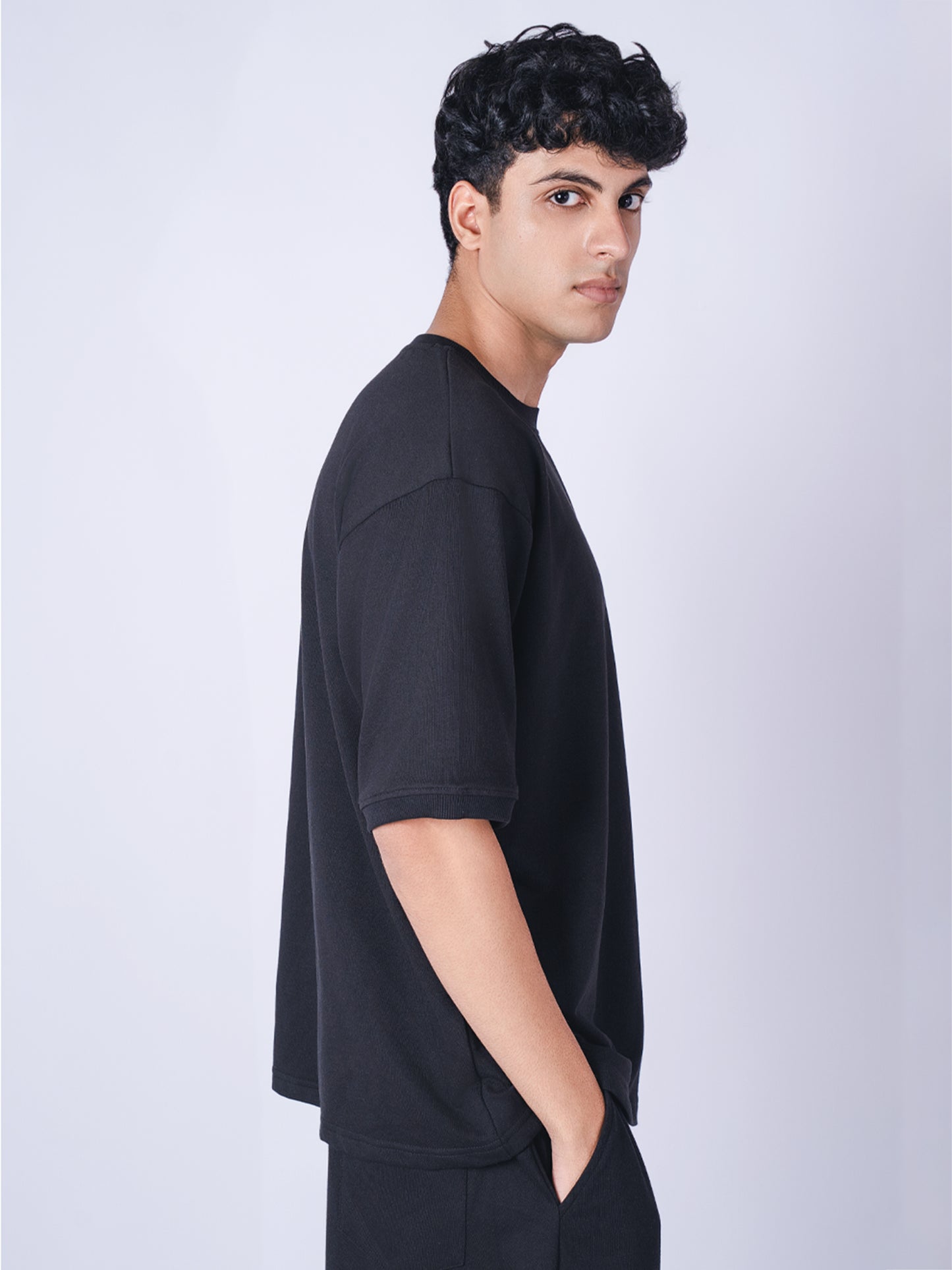 BLACK PREMIUM BASIC T-SHIRT
