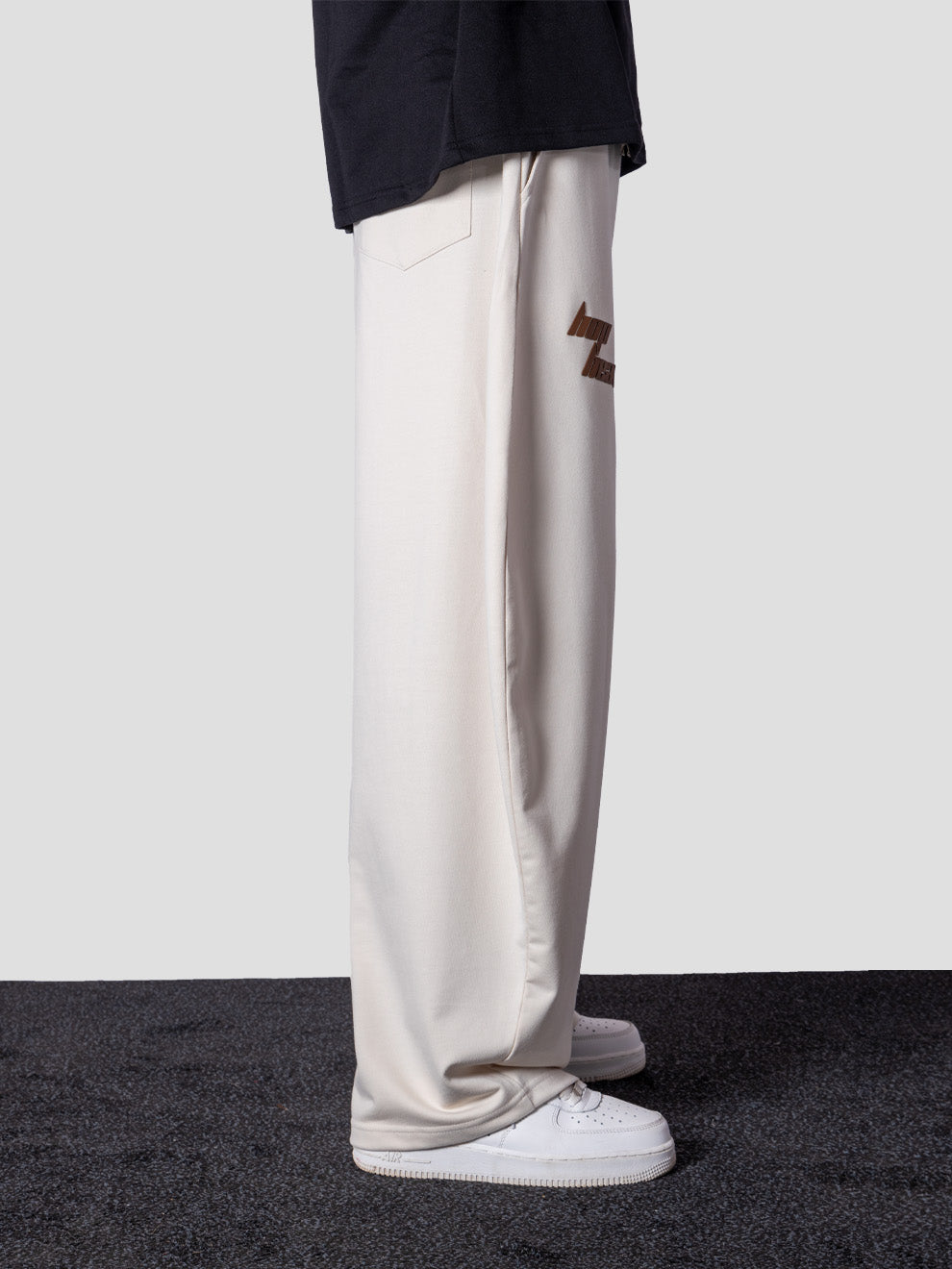 IVORY EXTREME BAGGY BASIC SWEATPANTS