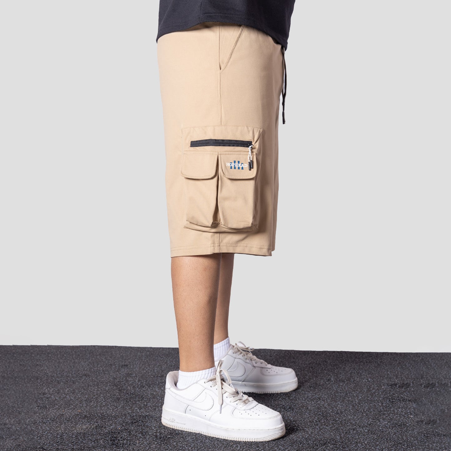 KHAKI POCKET ON POCKET OVERSIZED SHORTS