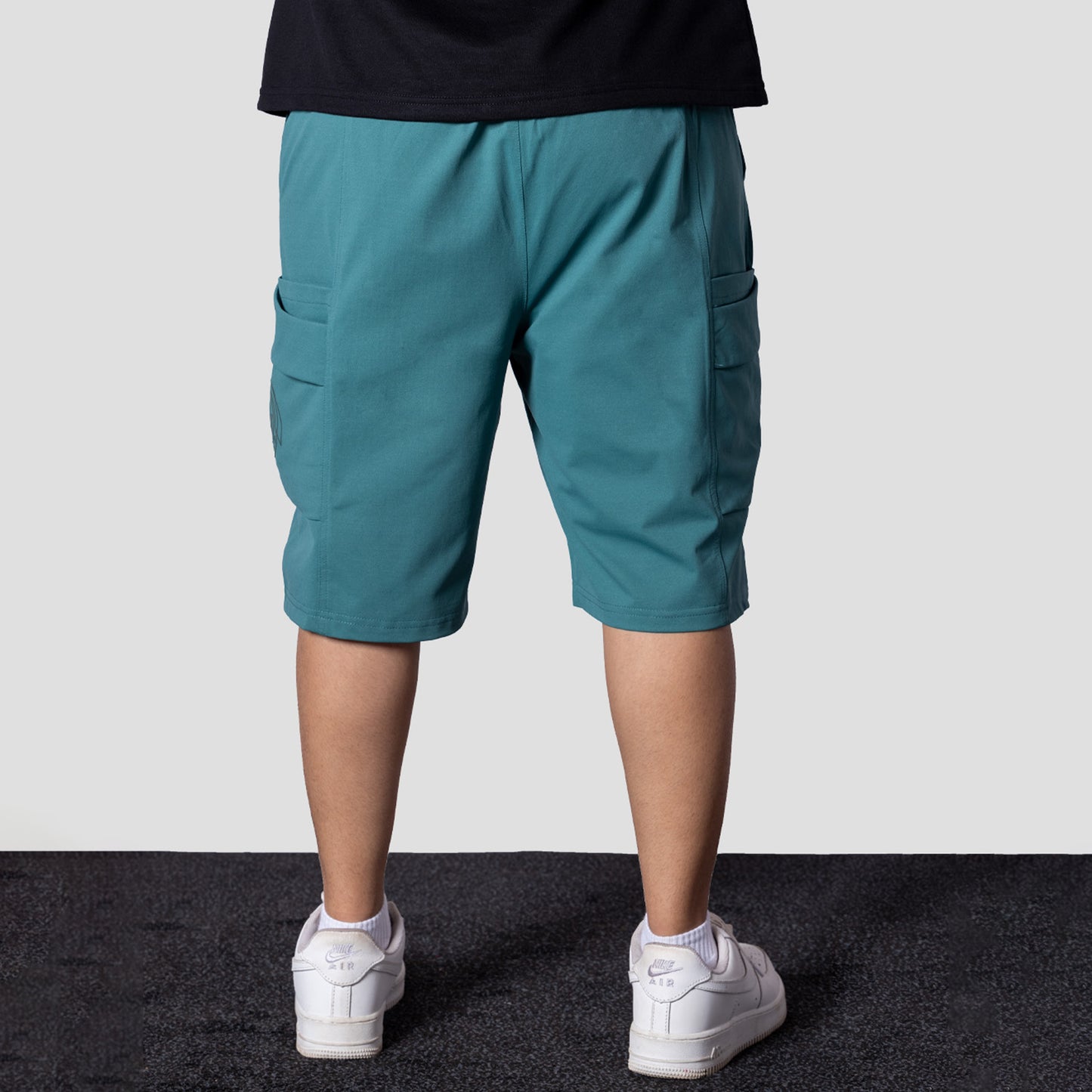 TURQUOISE CARPENTER POCKET OVERSIZED SHORTS