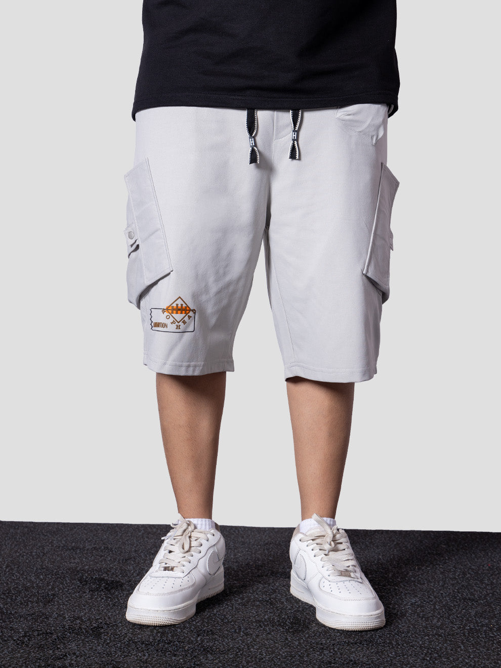 LIGHT GREY MULTI POCKET OVERSIZED SHORTS