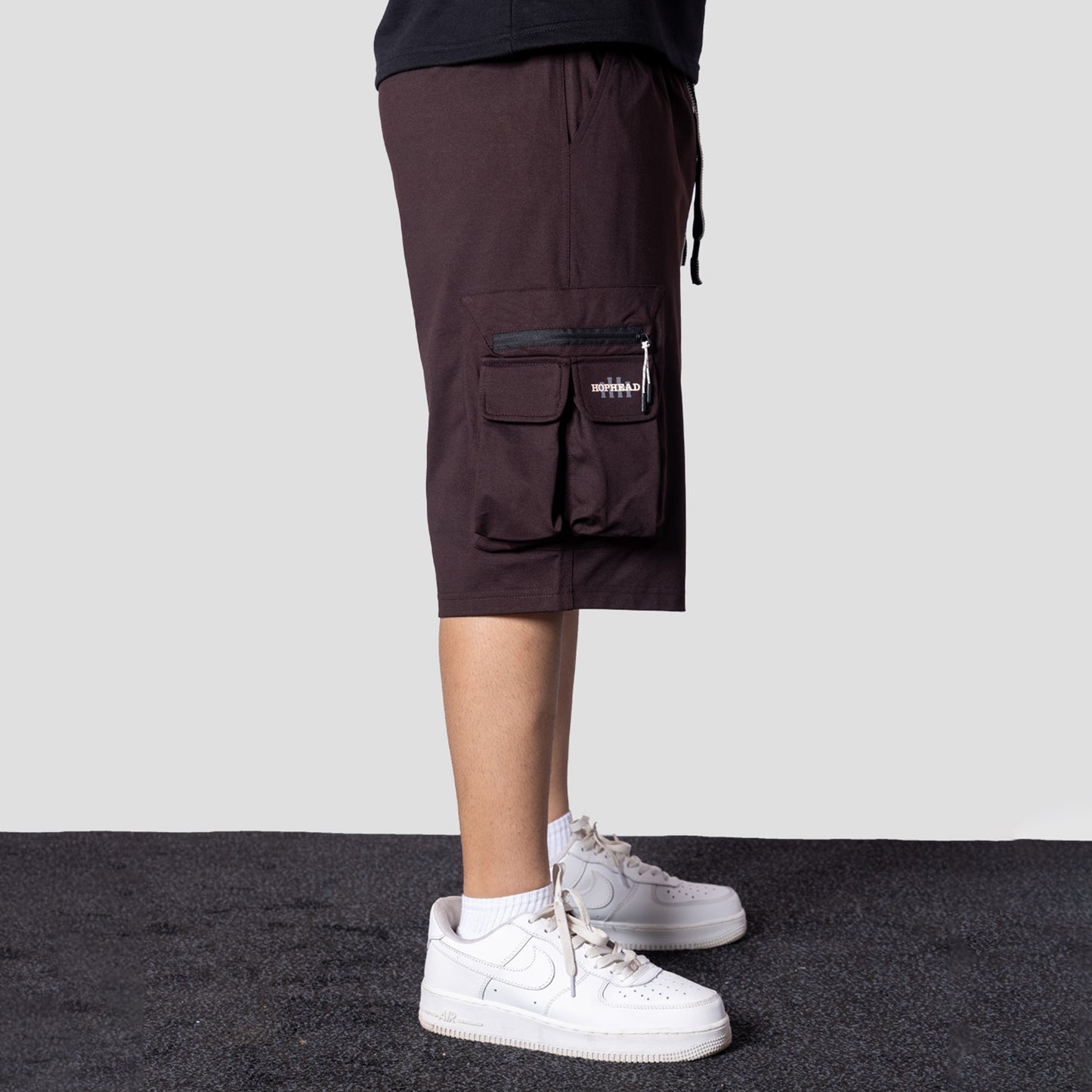 COFFEE POCKET ON POCKET OVERSIZED SHORTS