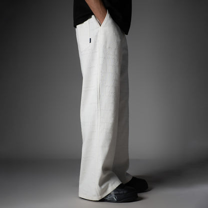 WHITE ROOFING BOOT CUT DENIM