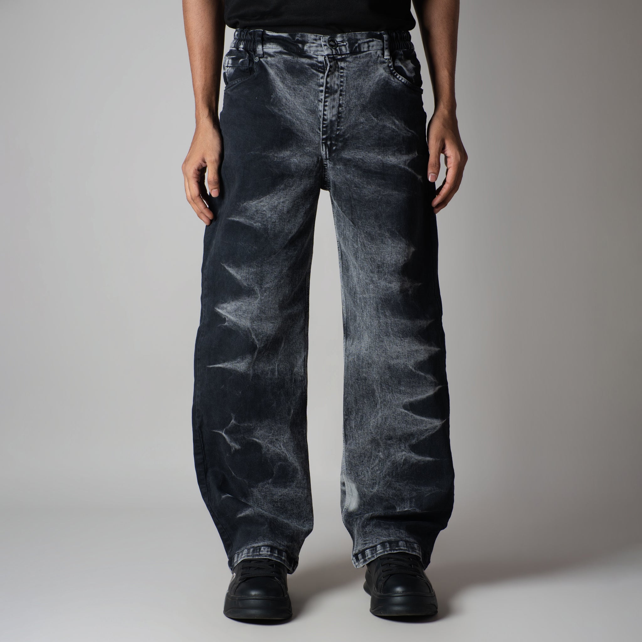 BLACK BLIZZARD WASH DENIM