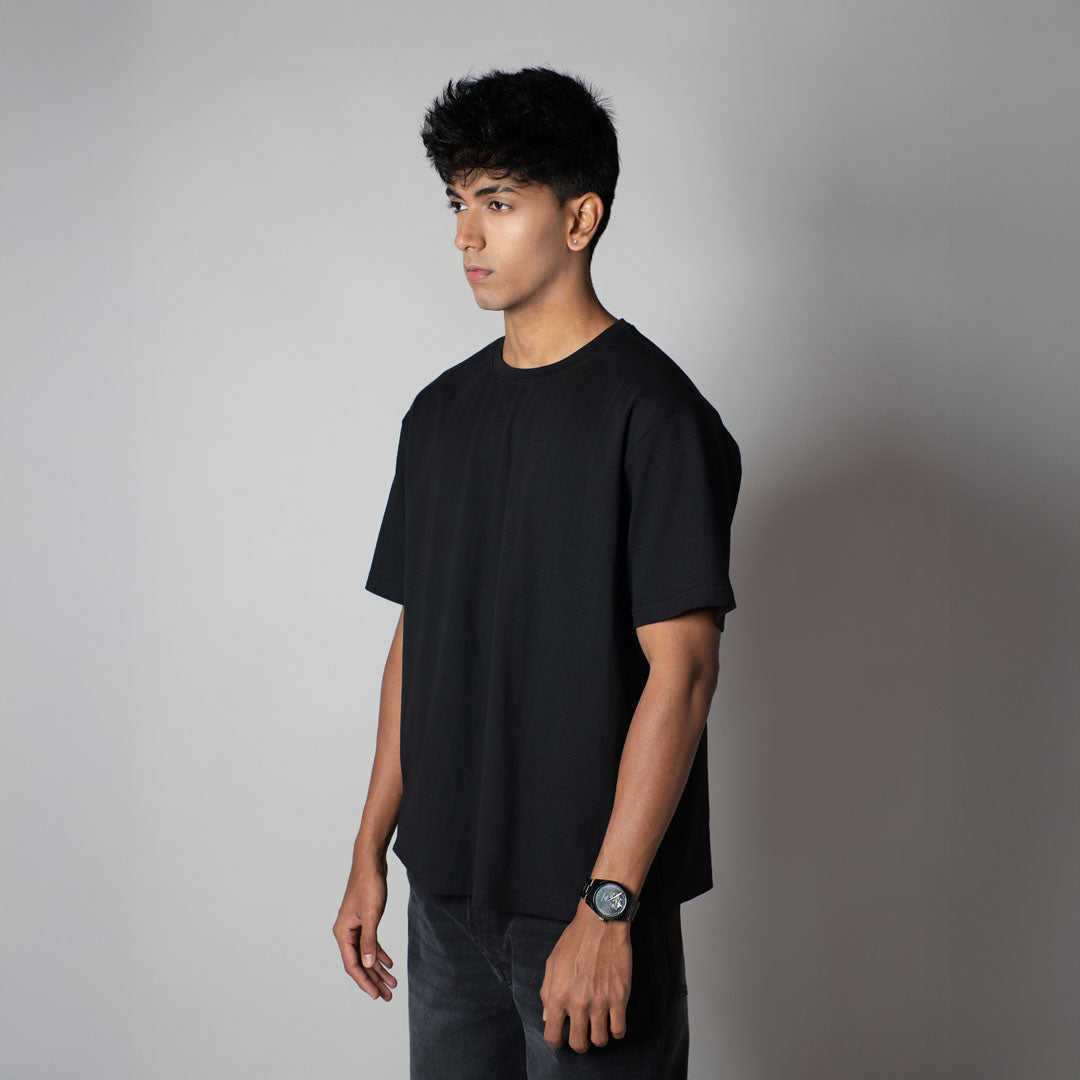 BLACK CREW NECK T-SHIRT