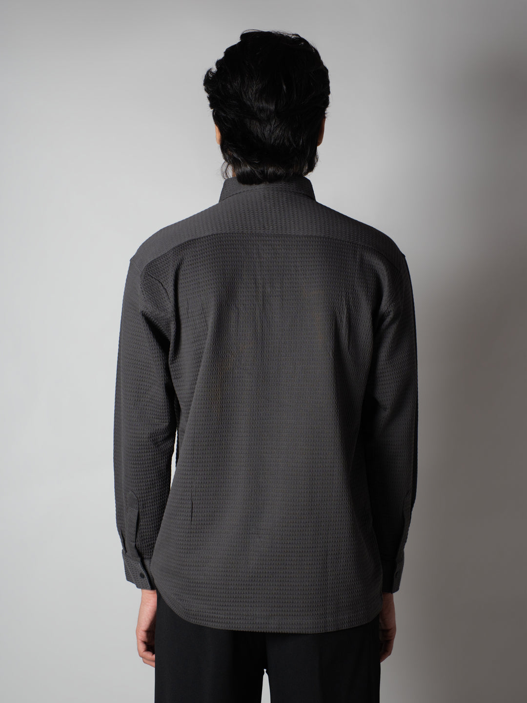 MEN'S GREY WAFFLE LONG SLEEVE BUTTON-DOWN SHIRT