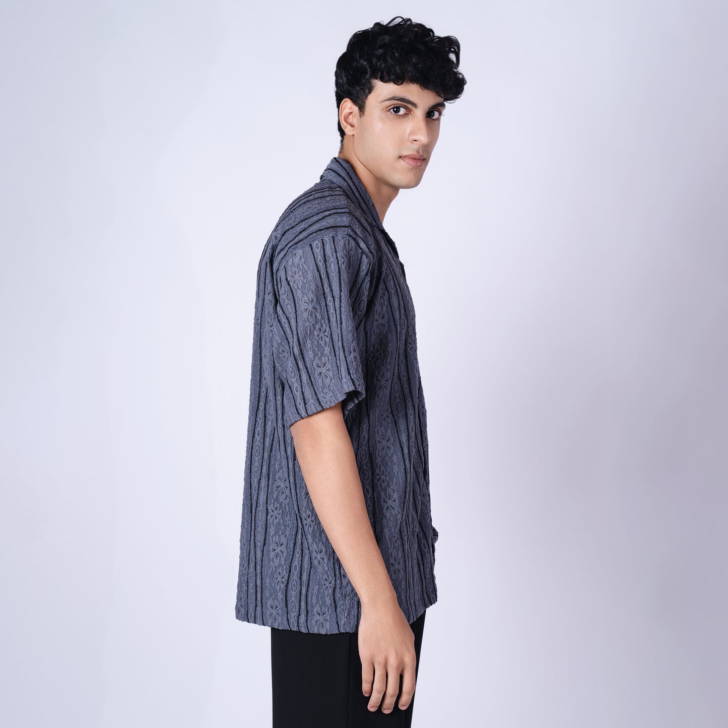 CHARCOAL MESH LINE SHIRT