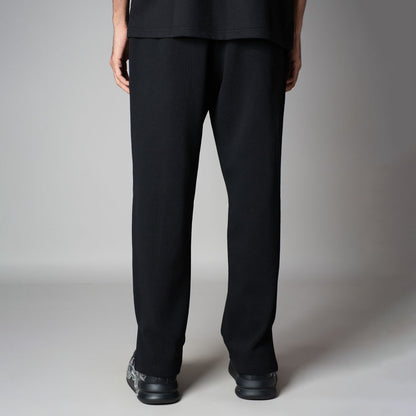 BLACK SLIT SWEATPANTS