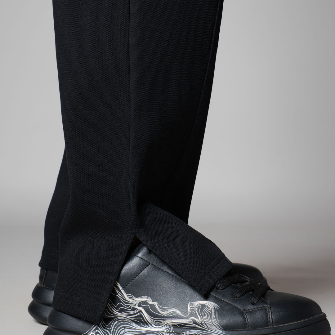 BLACK SLIT SWEATPANTS