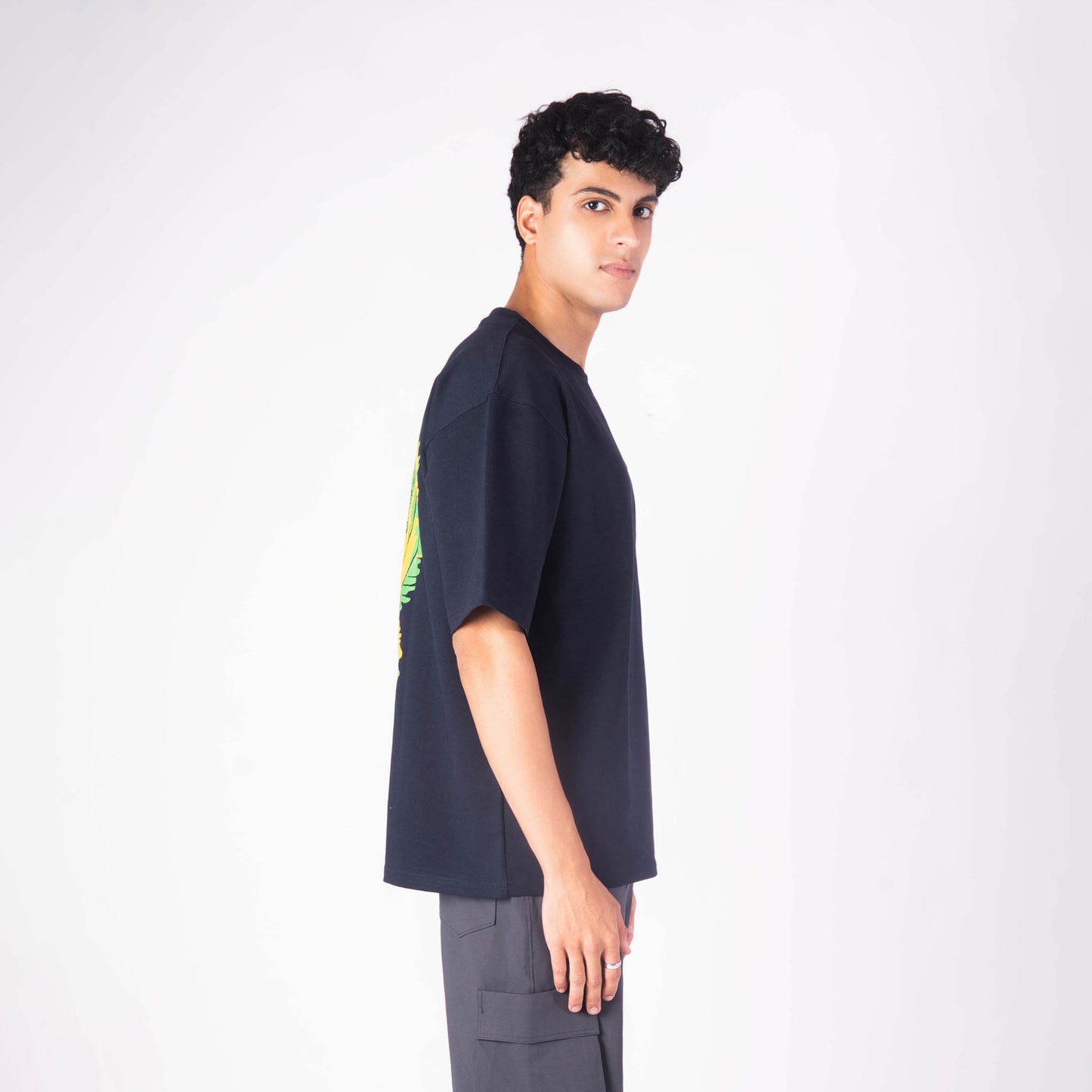 KANTARA OVERSIZED T-SHIRT