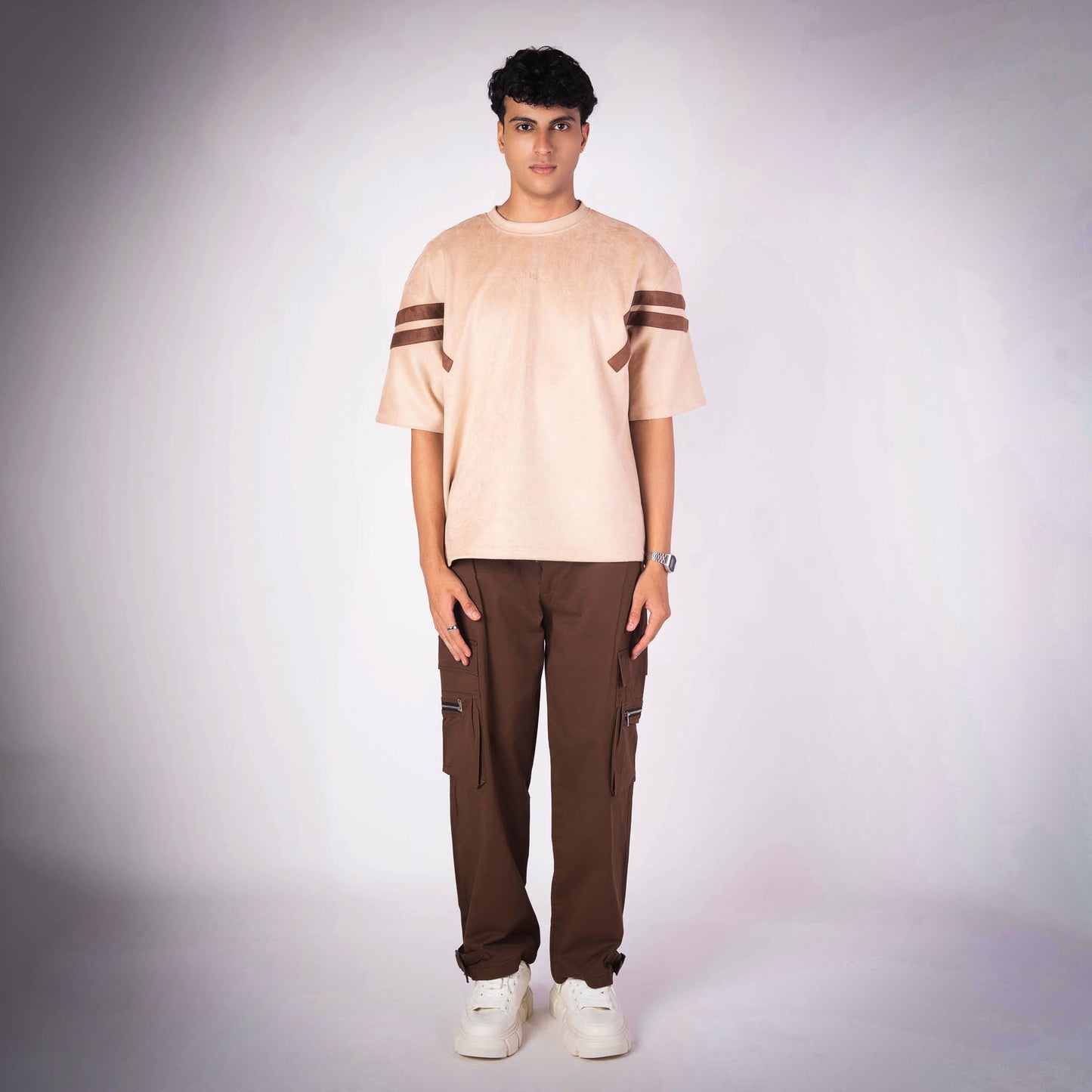 BISQUE STRIPED SHOULDER SUEDE T-SHIRT