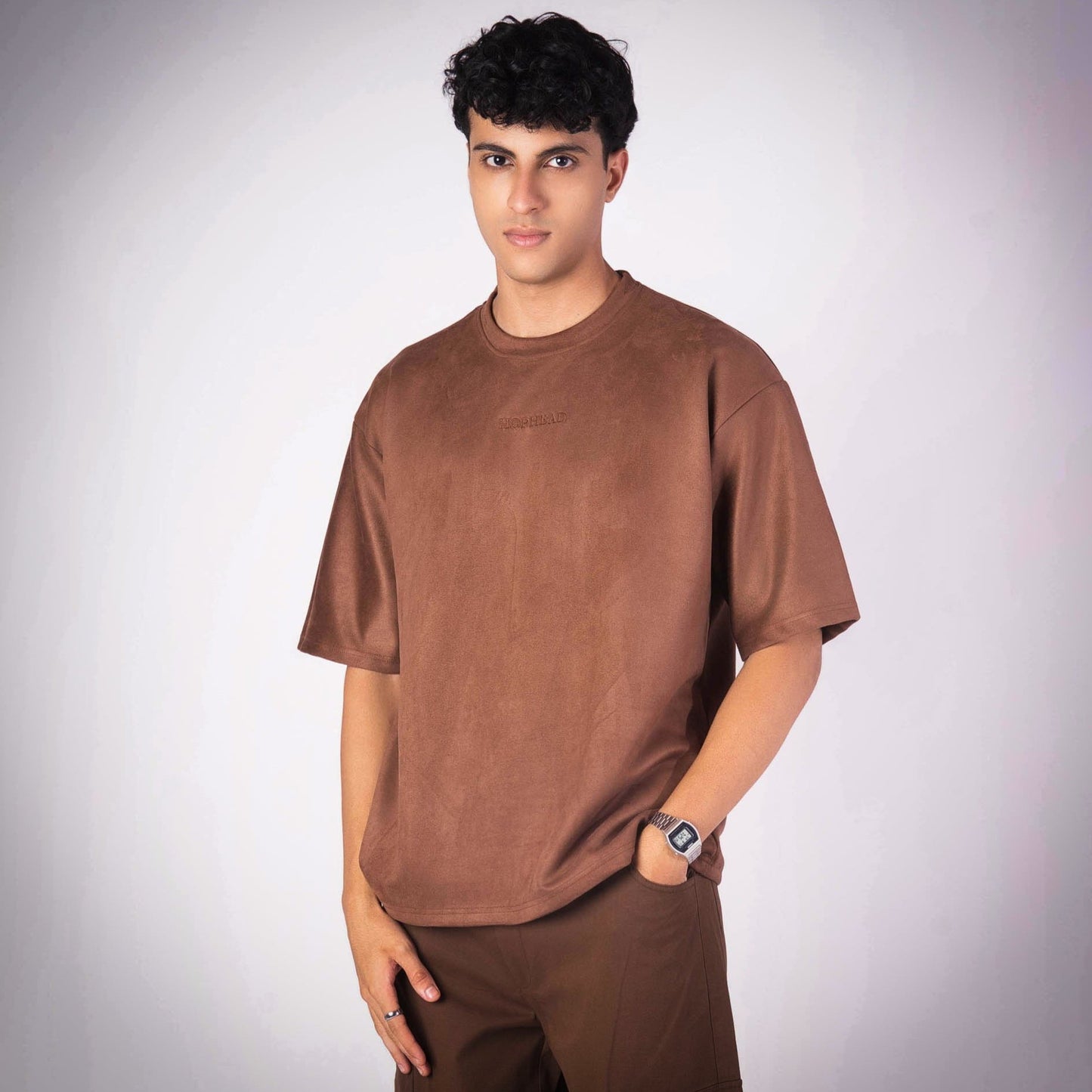 BROWN EMBROIDERED SUEDE T-SHIRT