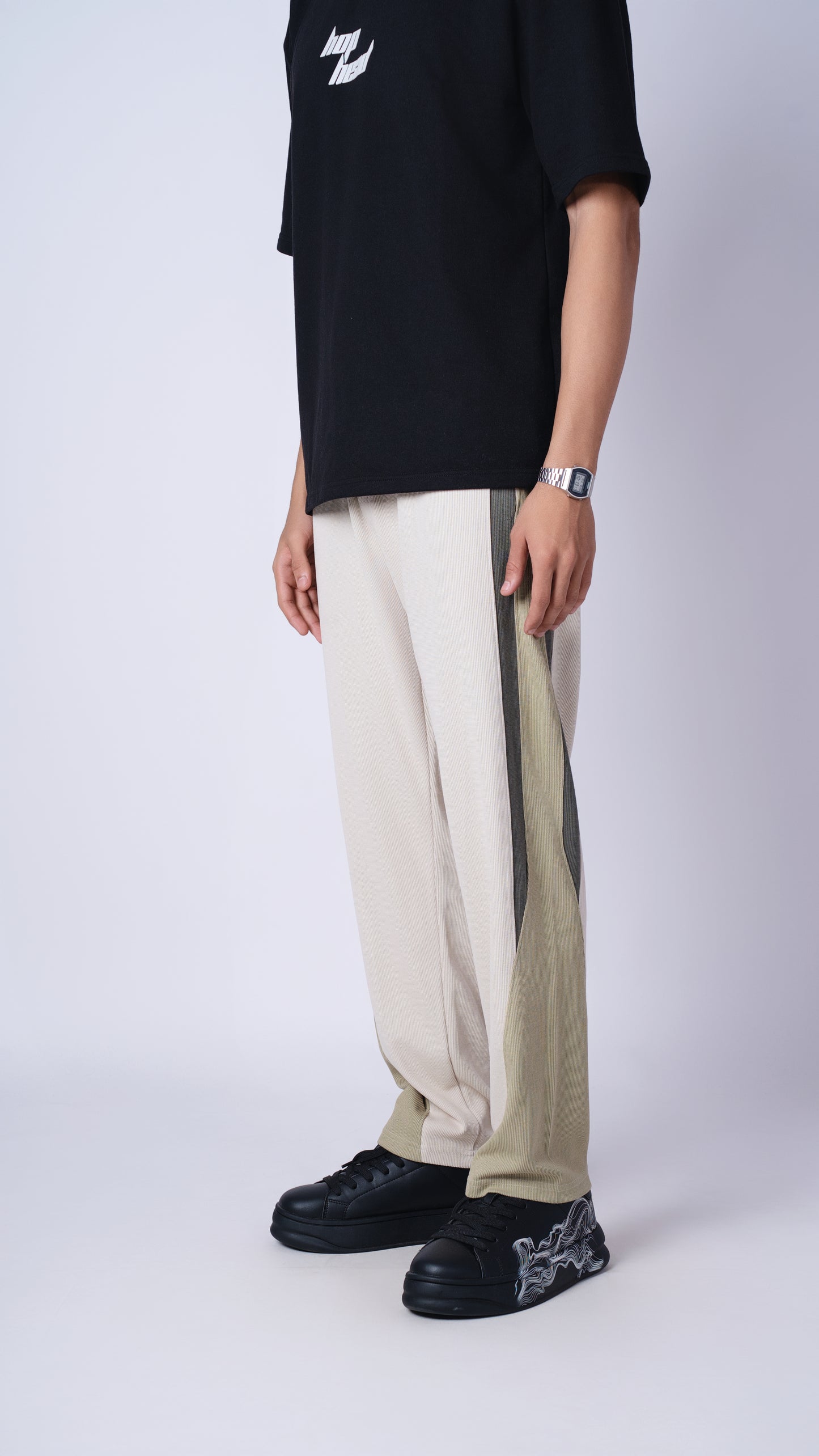 CREAM TRIO SWEATPANTS