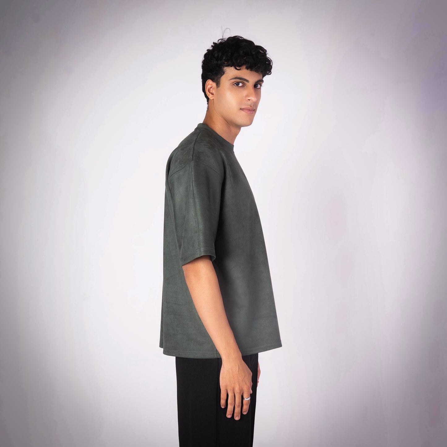 VINEYARD GREEN EMBROIDERED SUEDE T-SHIRT