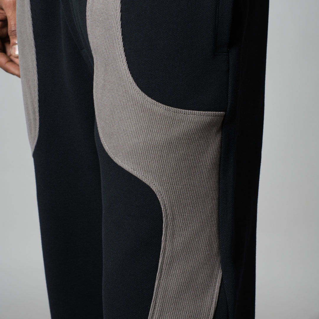 NAVY  FRONT PATCH PATCHWORK SWEATPANTS