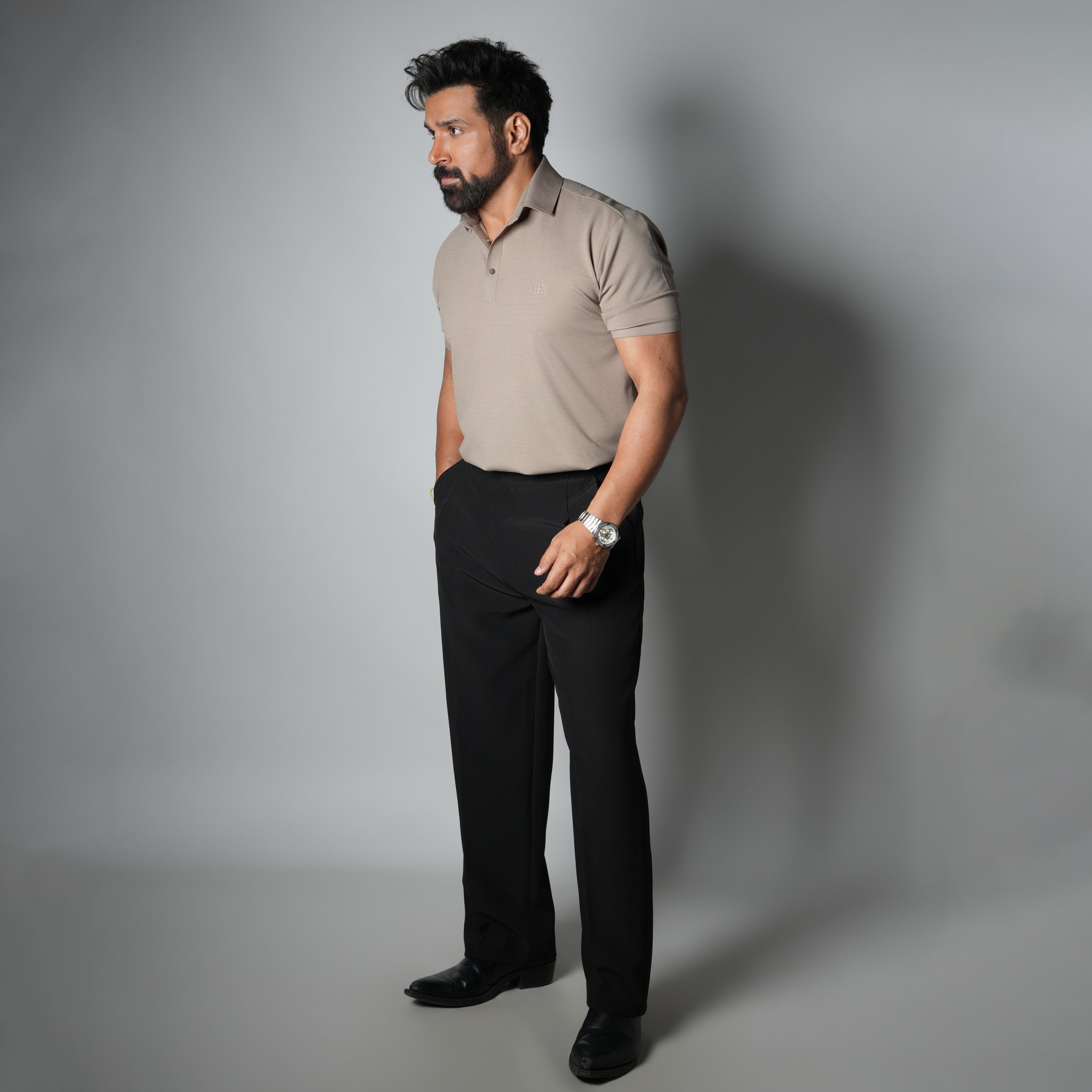 LIGHT TAUPE SEAMLESS TEXTURED POLO