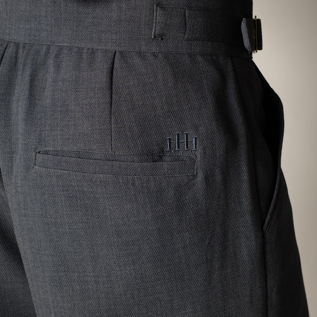 DARK GREY VINTAGE BUCKLE PLEATED TROUSER