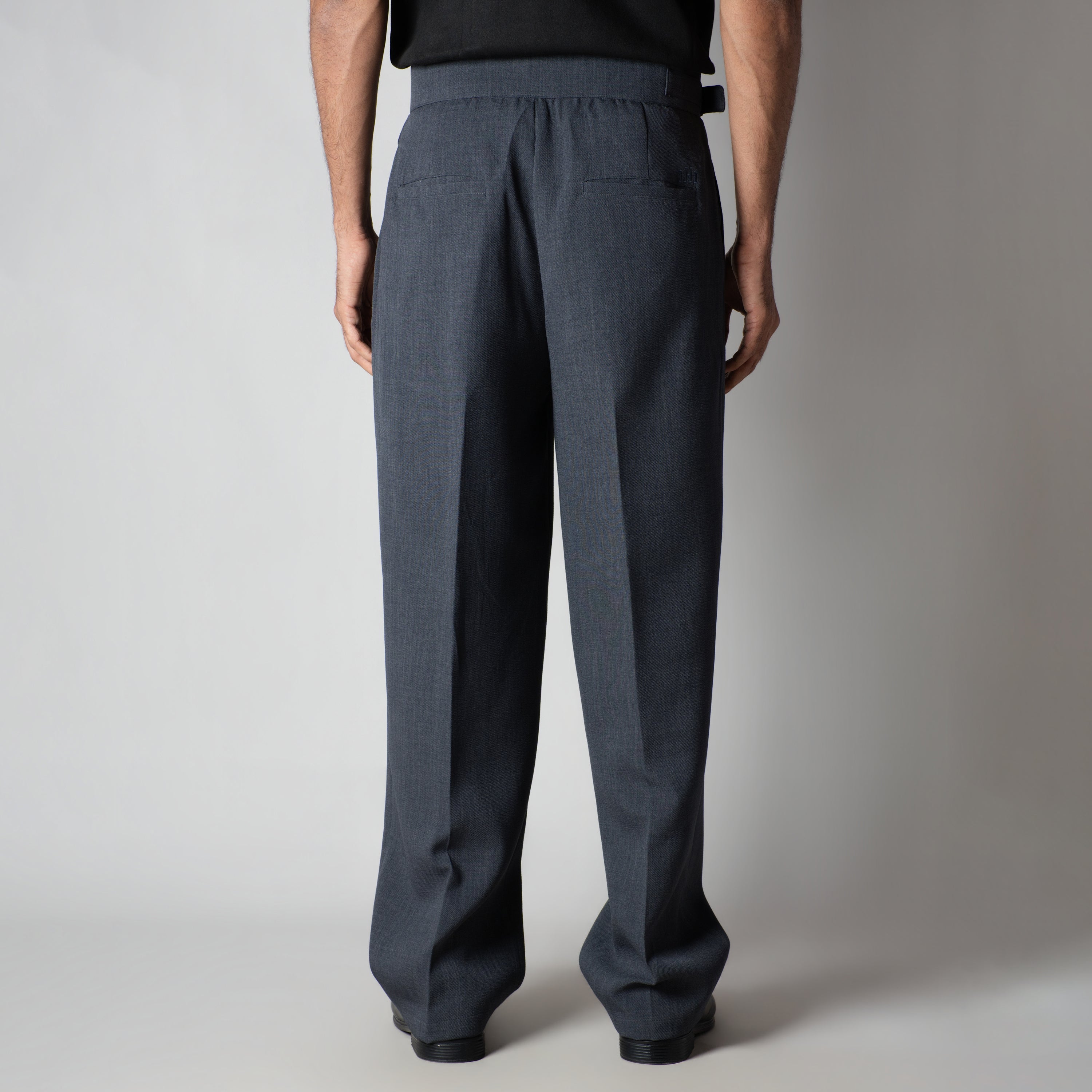 DARK GREY VINTAGE BUCKLE PLEATED TROUSER