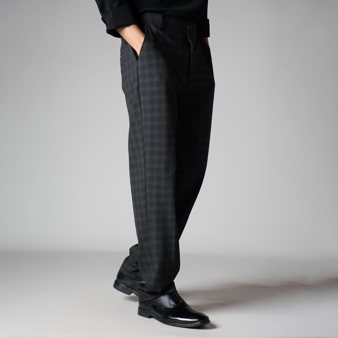 BLACK PLAID REGULAR FIT TROUSER