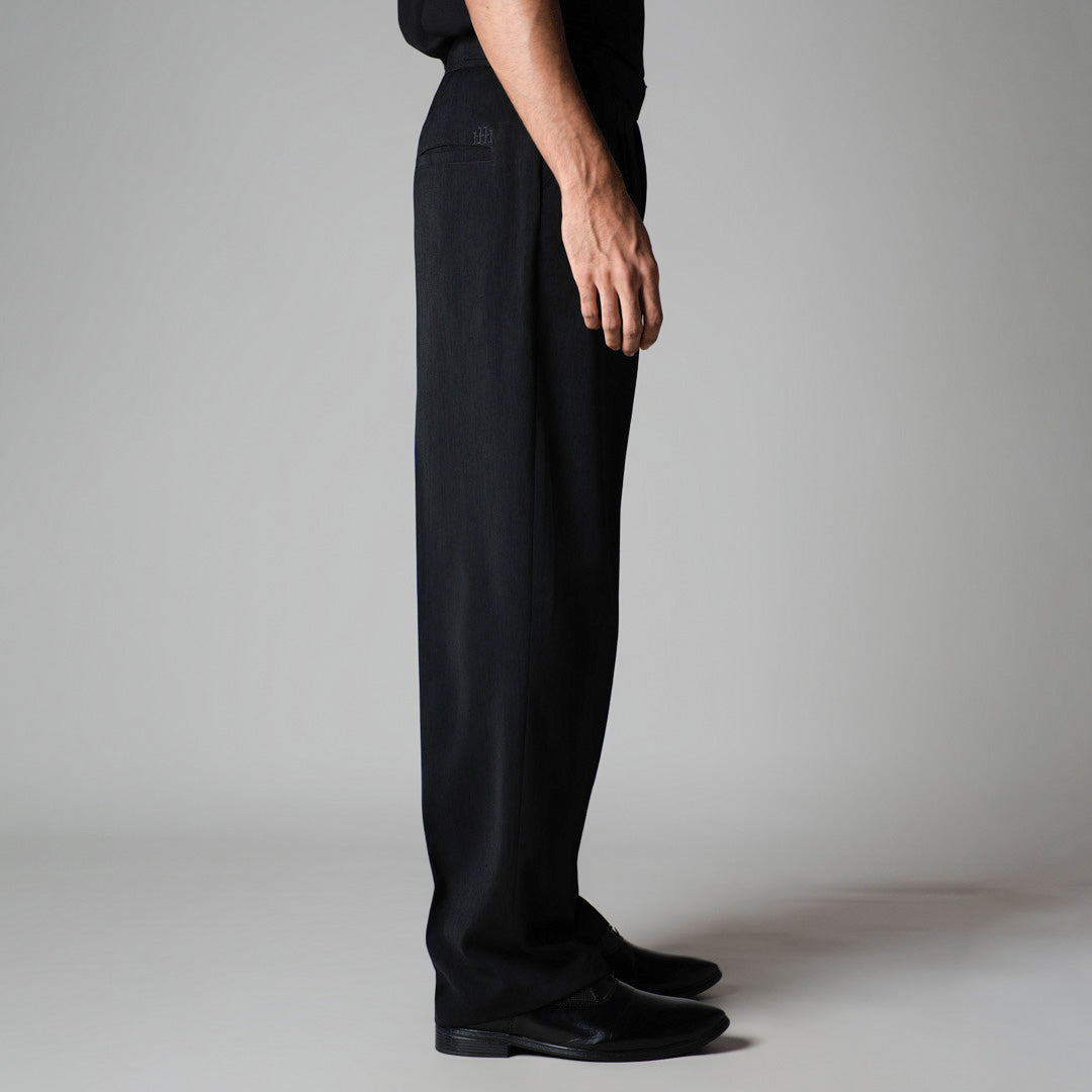 BLACK LONG FLAP TEXTURED TROUSER