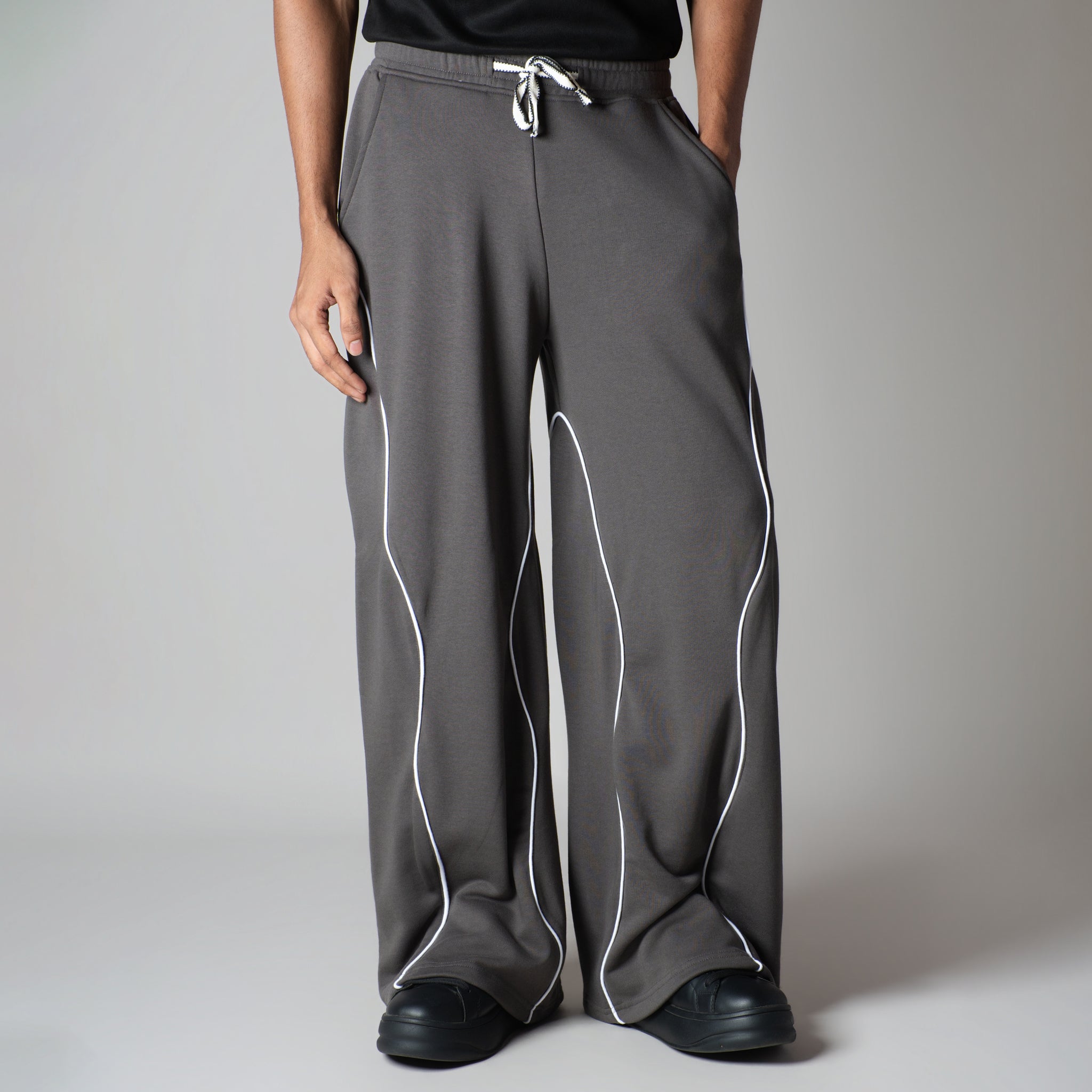 CHARCOAL WAVY EDGE SWEATPANT