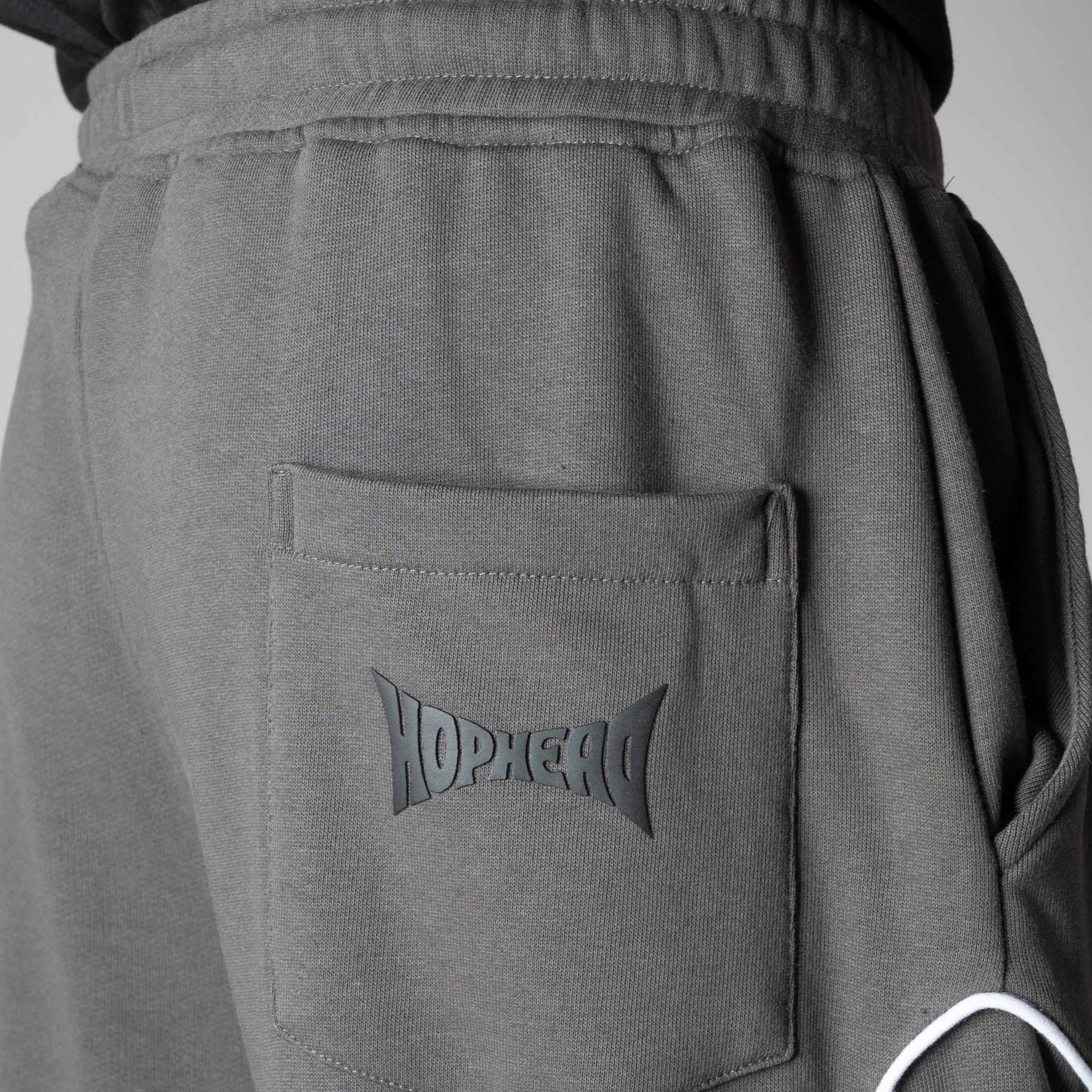 CHARCOAL WAVY EDGE SWEATPANT