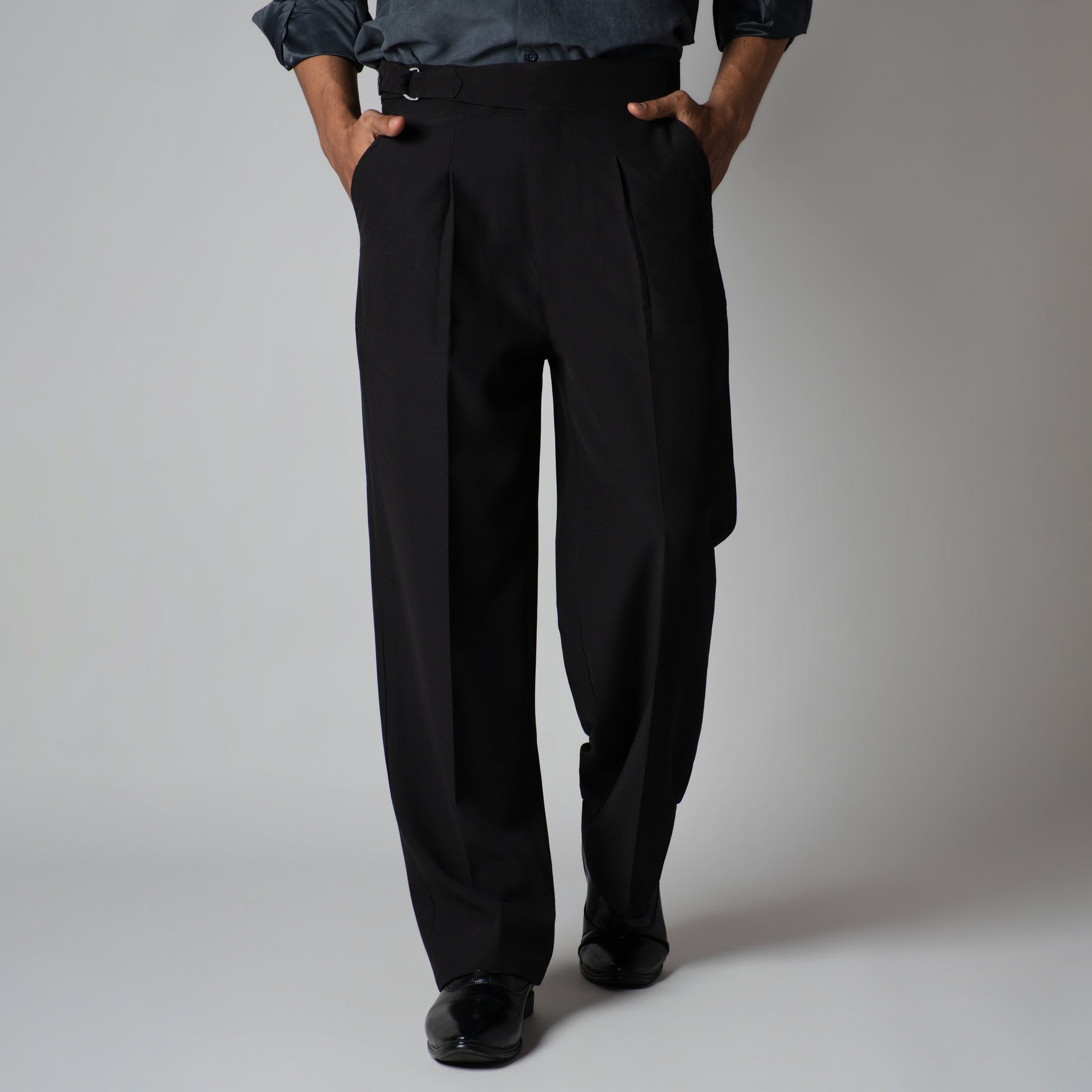 BLACK D-RING ITALIAN STYLE TROUSER