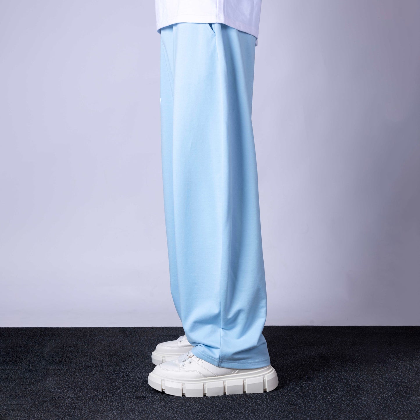 SKY BLUE EXTREME BAGGY BASIC SWEATPANTS