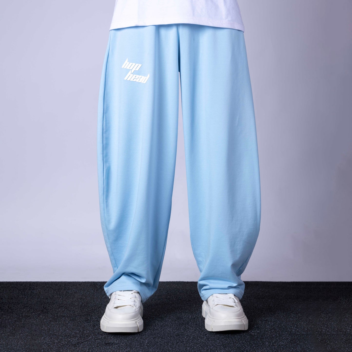 SKY BLUE EXTREME BAGGY BASIC SWEATPANTS