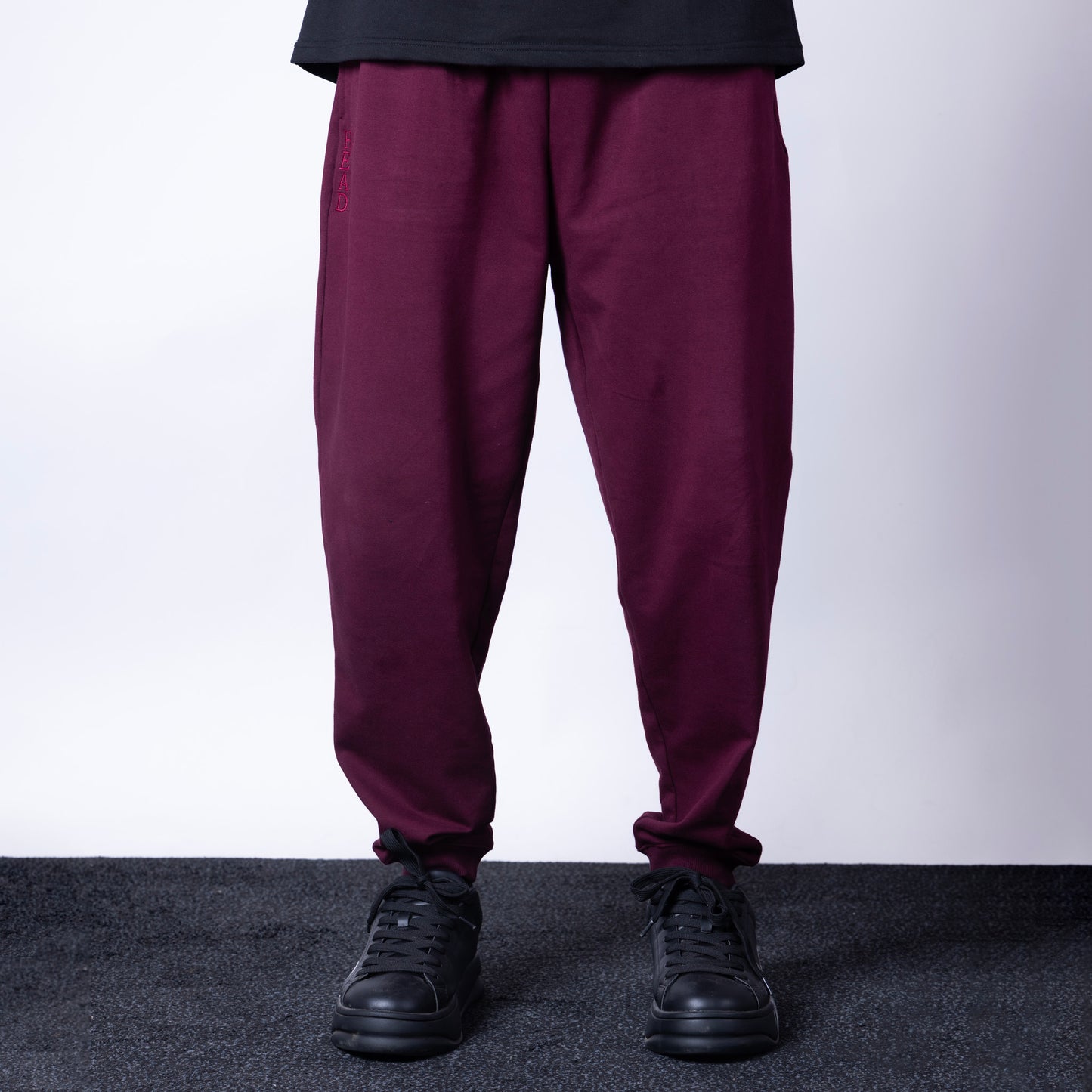 MAROON SWEATPANTS