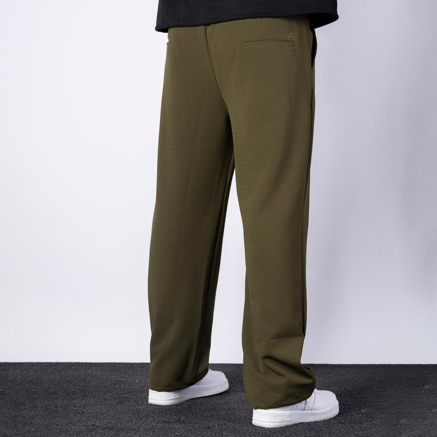 OLIVE GREEN CLASSIC PANTS