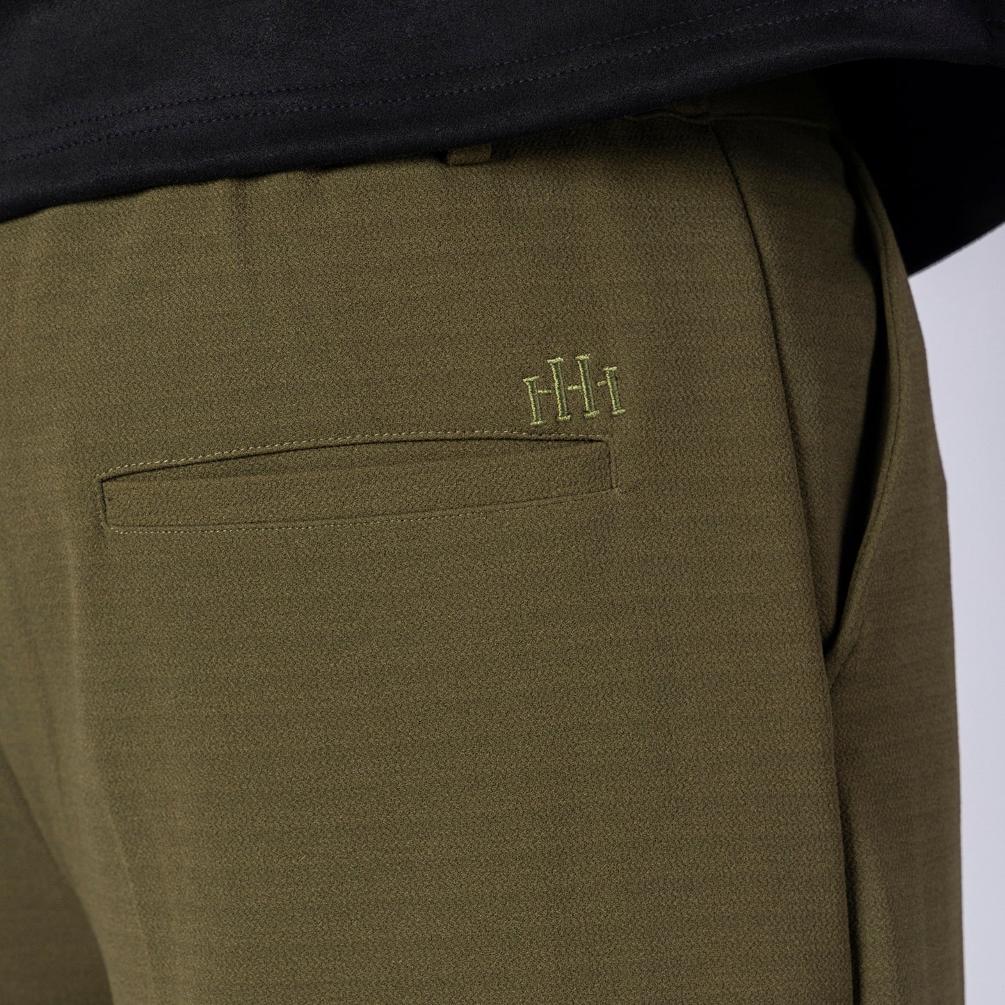 OLIVE GREEN CLASSIC PANTS