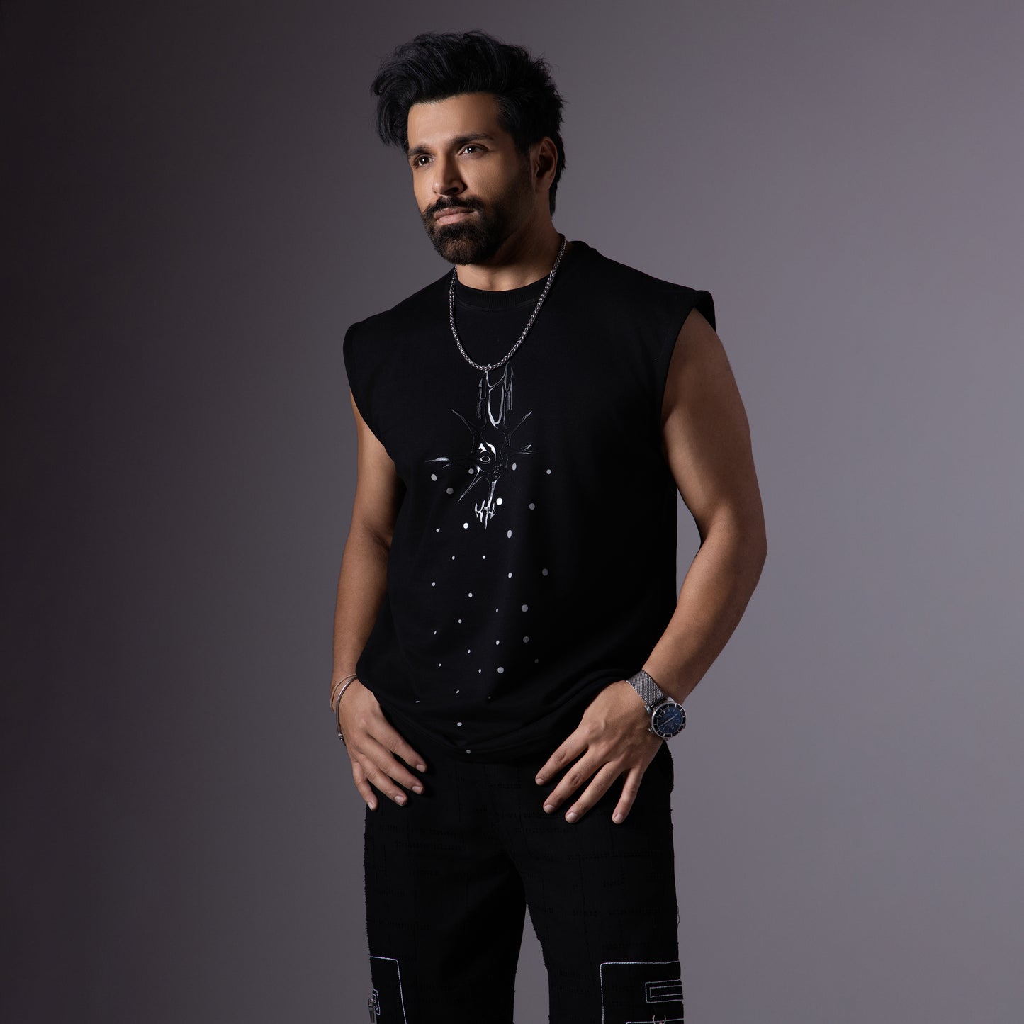 MORNING STAR BLACK SLEEVELESS GRAPHIC T-SHIRT