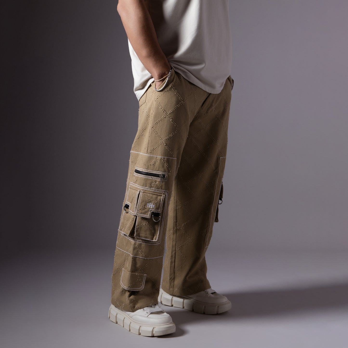 BEIGE POCKET DENIM CARGO- RDX