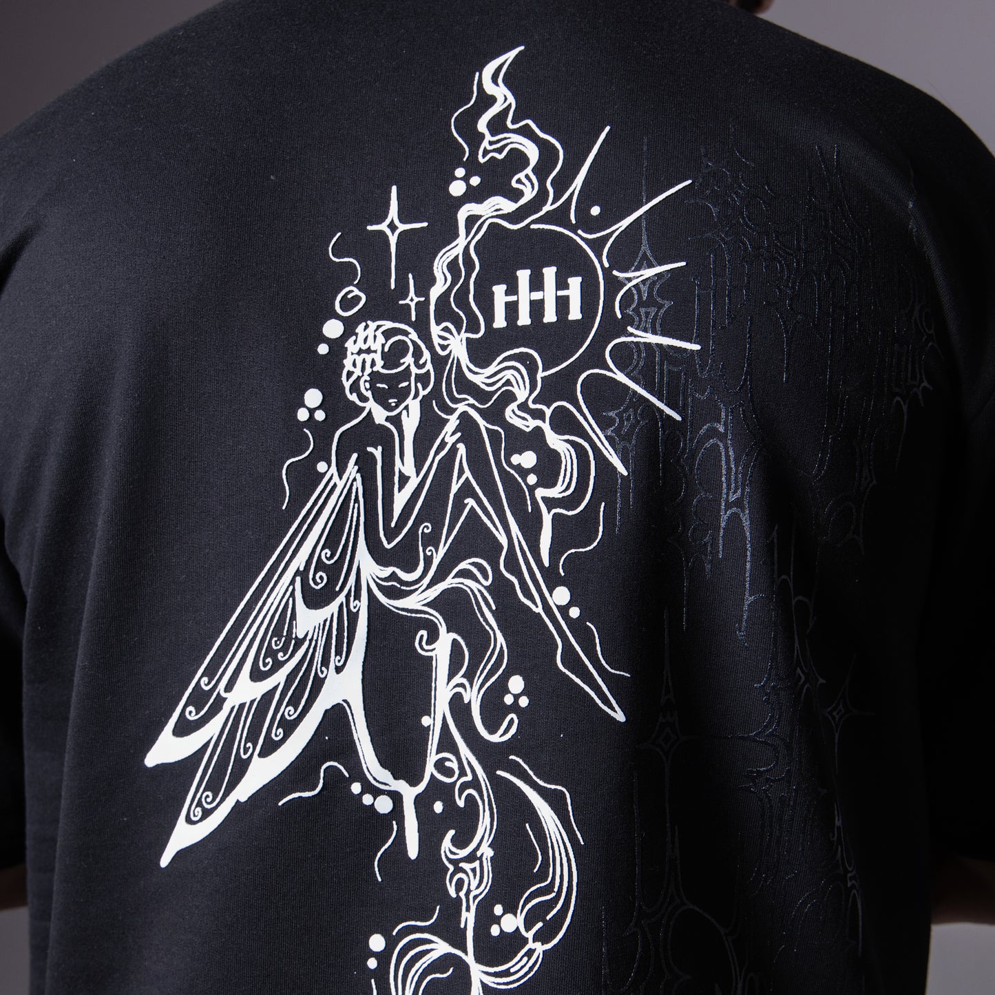 SUN FAIRY BLACK GRAPHIC T-SHIRT