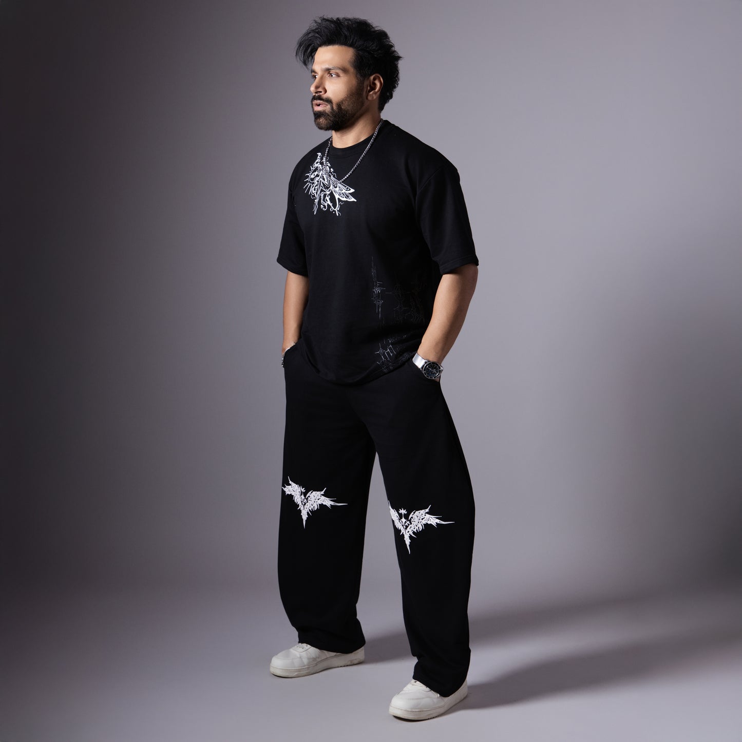 ANGELIC WINGS BLACK PRINTED EXTREME BAGGY SWEATPANTS