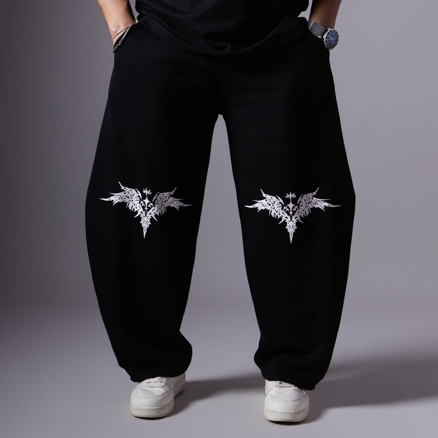 ANGELIC WINGS BLACK PRINTED EXTREME BAGGY SWEATPANTS