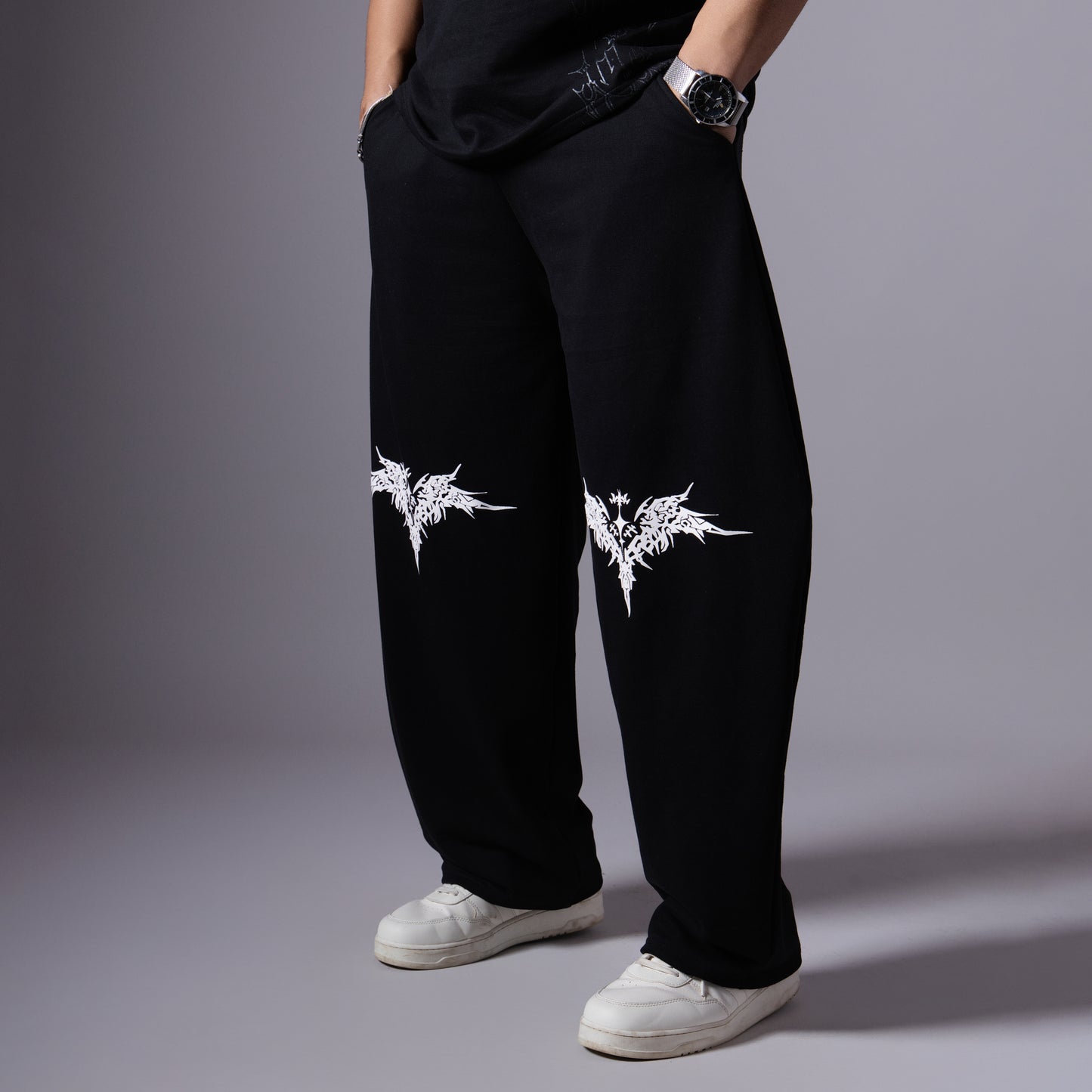 ANGELIC WINGS BLACK PRINTED EXTREME BAGGY SWEATPANTS