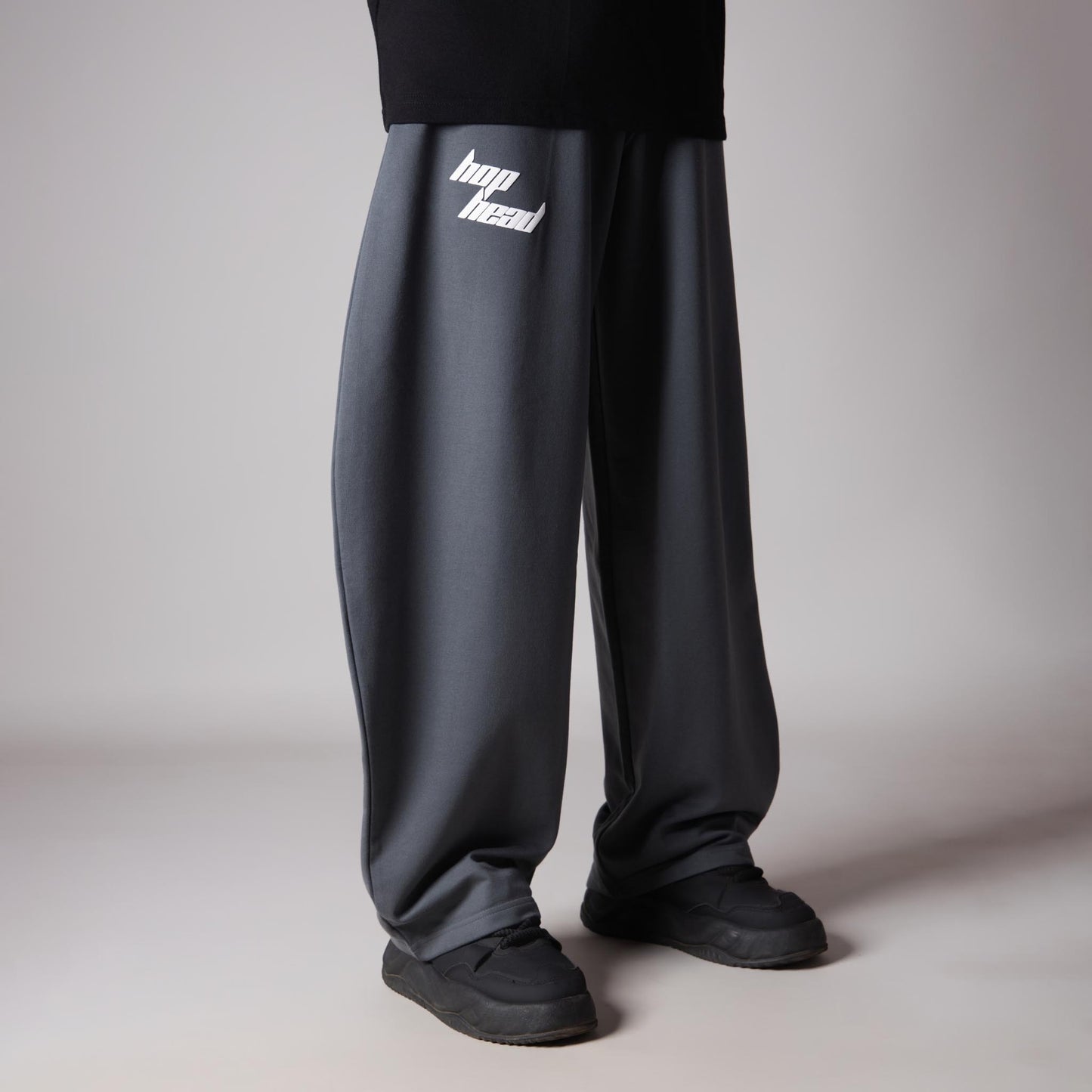 CHARCOAL EXTREME BAGGY BASIC SWEATPANTS