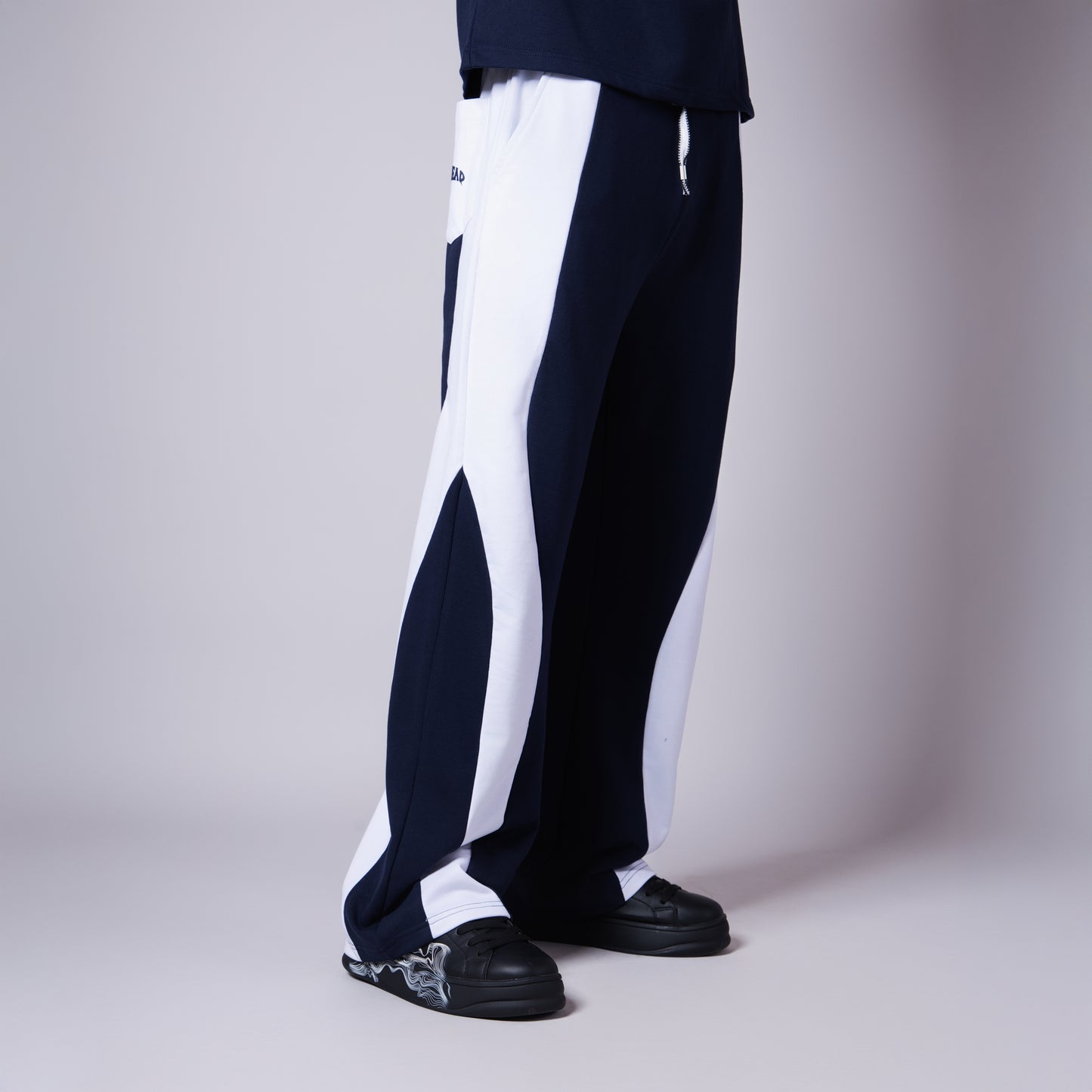 WAVY BLUE & WHITE BAGGY SWEATPANTS