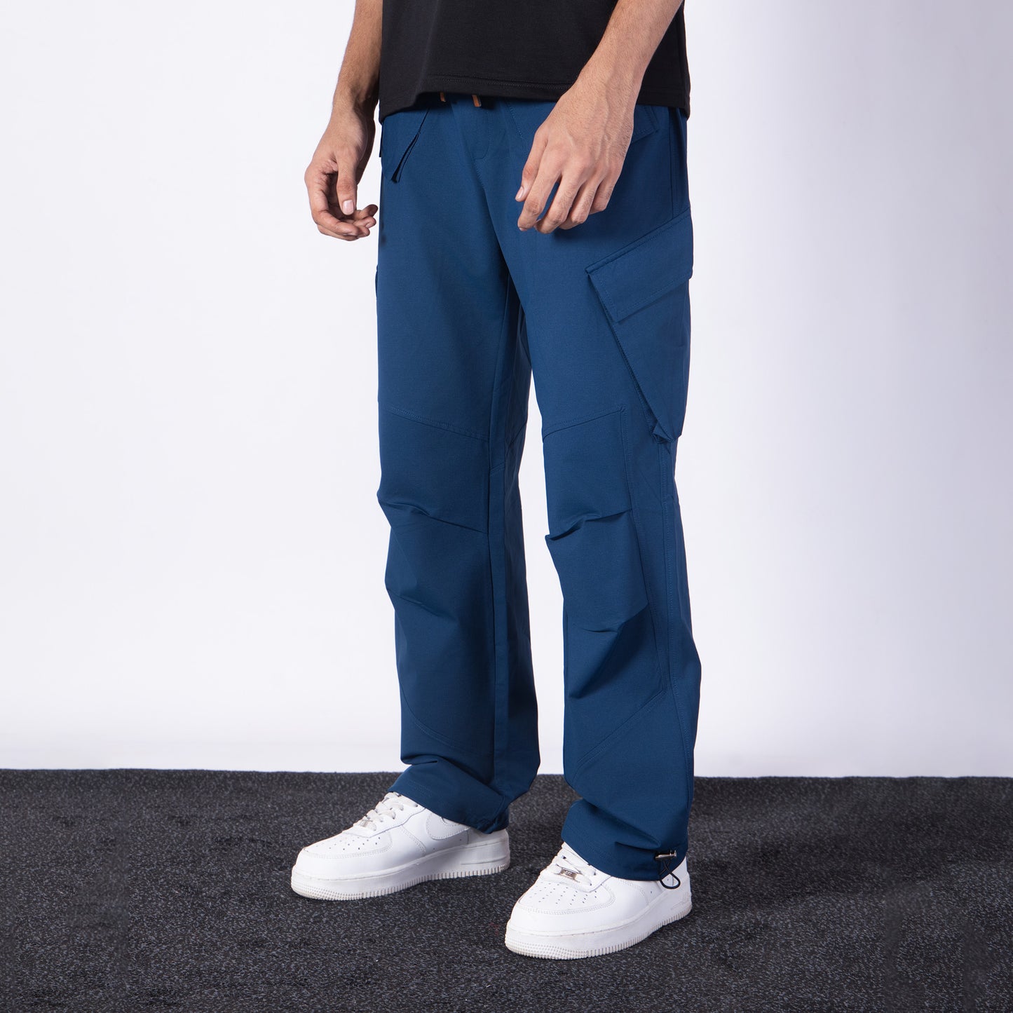 COBALT BLUE CROSS POCKET STRAIGHT FIT CARGO  SWEATPANT