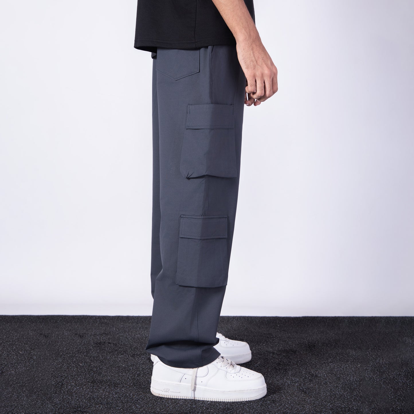 CHARCOAL SIDE POCKET STRAIGHT FIT CARGO SWEATPANT