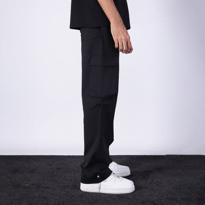 BLACK CARGO SWEATPANT