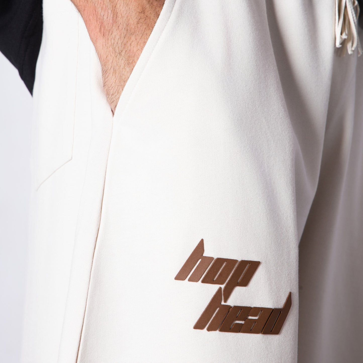 IVORY EXTREME BAGGY BASIC SWEATPANTS