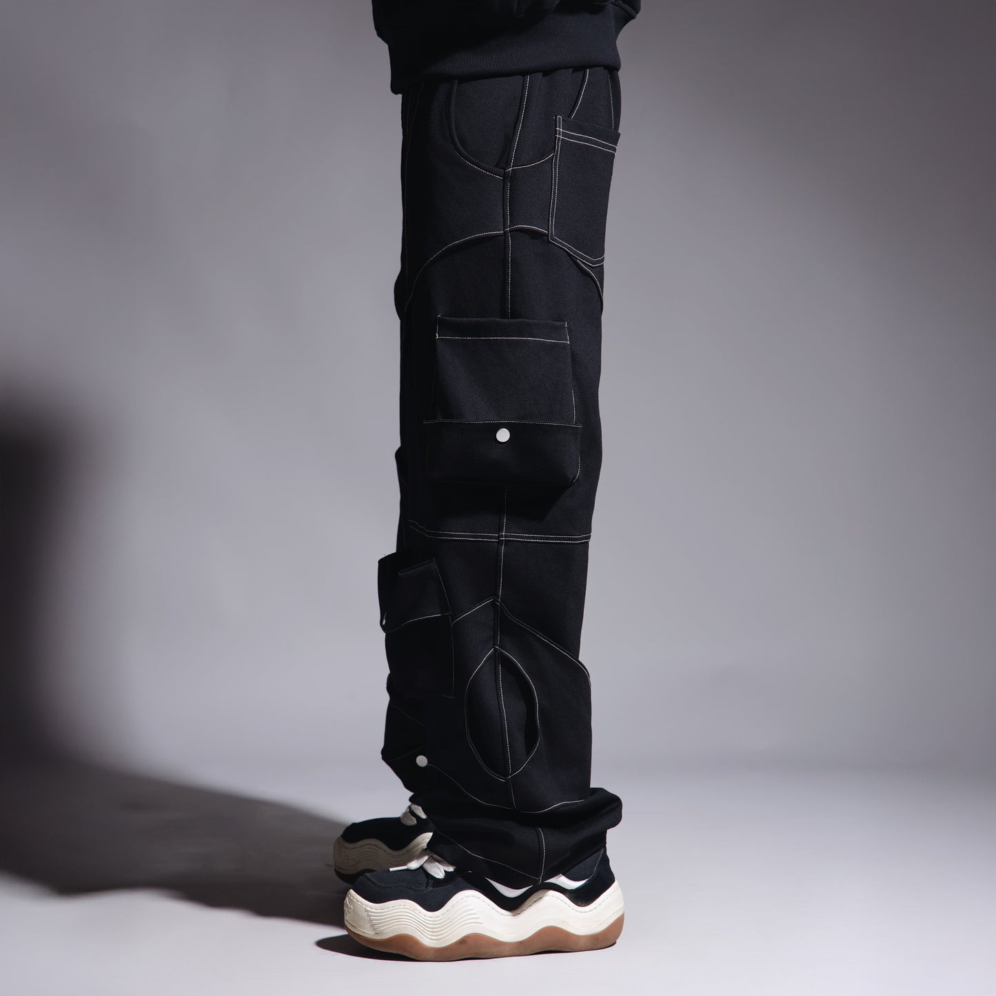 BLACK PATCHWORK CARGO