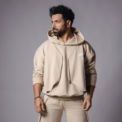 BEIGE ZIPPER ON HOODIE