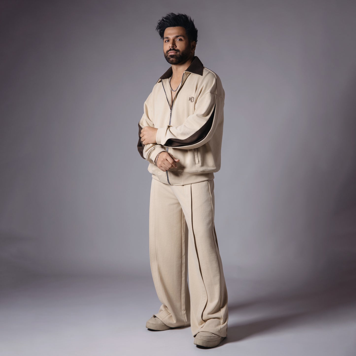 BEIGE FLAP SWEATPANTS