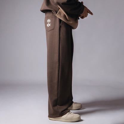 BROWN SINGLE PLEAT SWEATPANTS